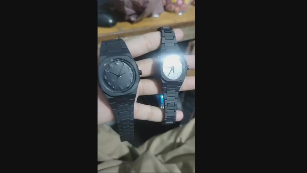 Black Aura Couple Watch – Elegant Matching Timepieces, Stylish Fashion Accessories for Men and Women-without box